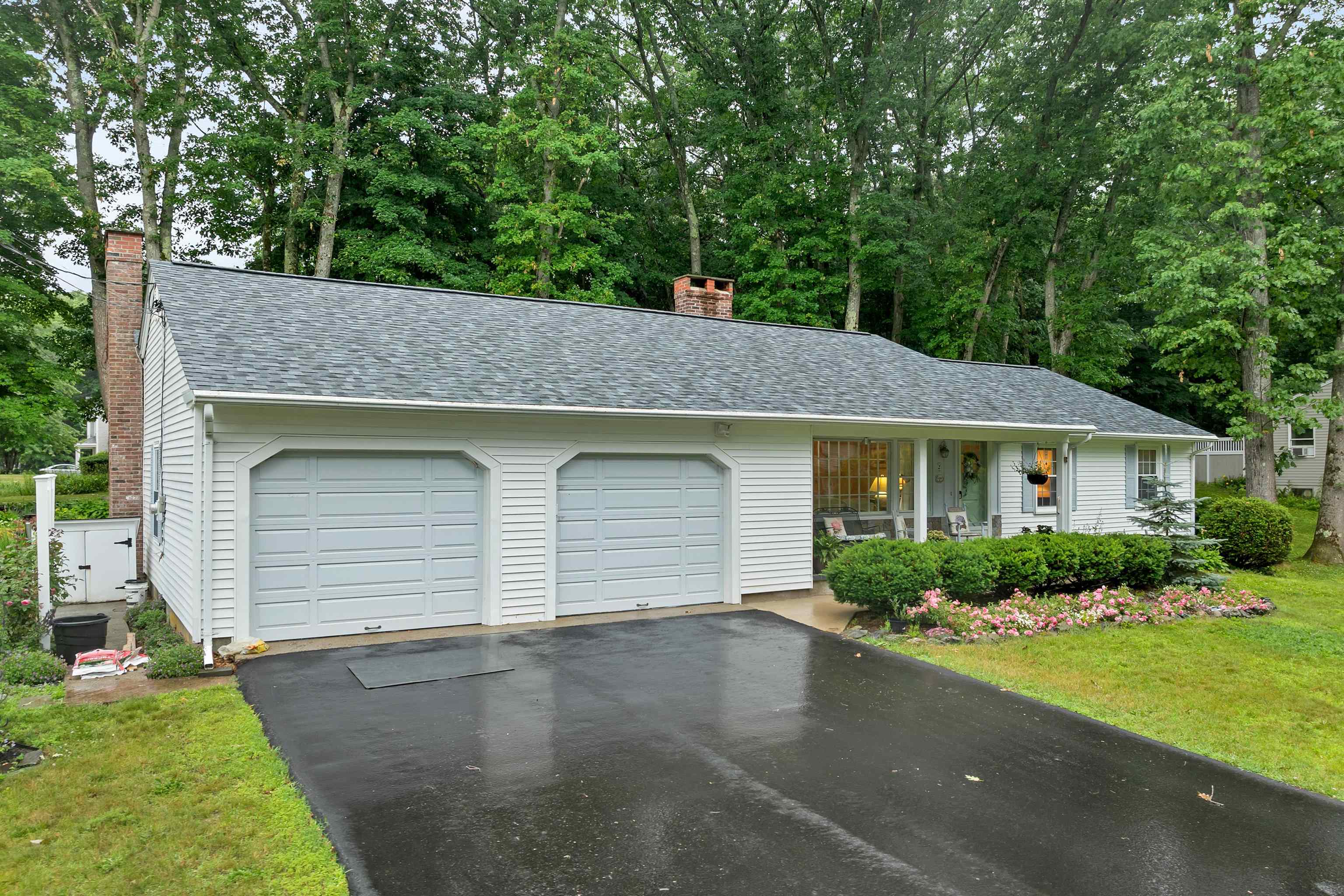 2 Glendale Road North Hampton, NH 03862 - Photo 2 of 41
