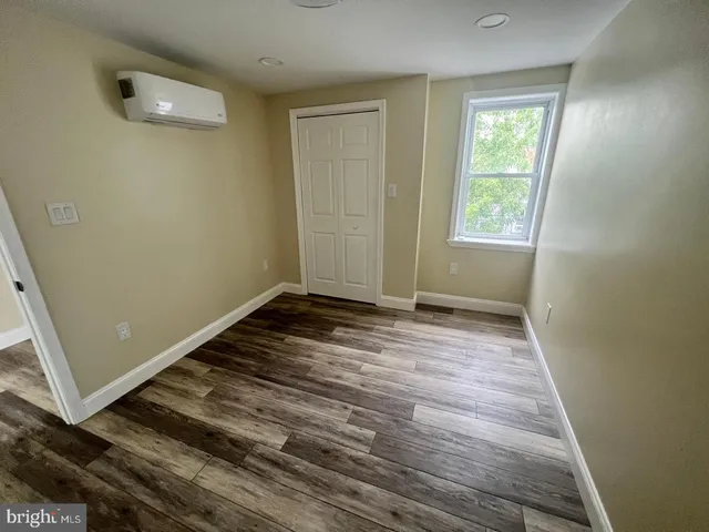 $4,000 | 1428 South 15th Street, Philadelphia, PA 19146