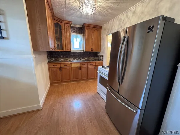 $1,500 | 102 Francis Avenue, Cheektowaga, NY 14212