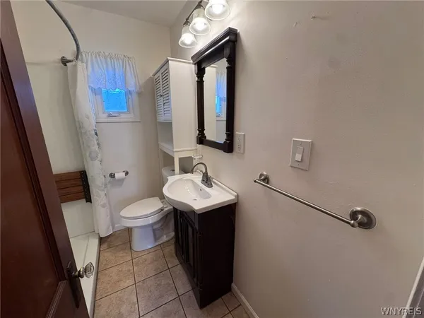 $1,500 | 102 Francis Avenue, Cheektowaga, NY 14212