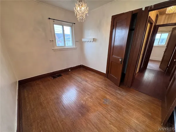 $1,500 | 102 Francis Avenue, Cheektowaga, NY 14212