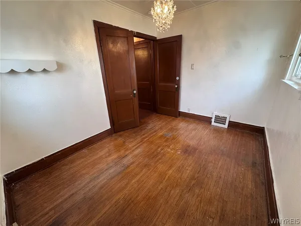 $1,500 | 102 Francis Avenue, Cheektowaga, NY 14212