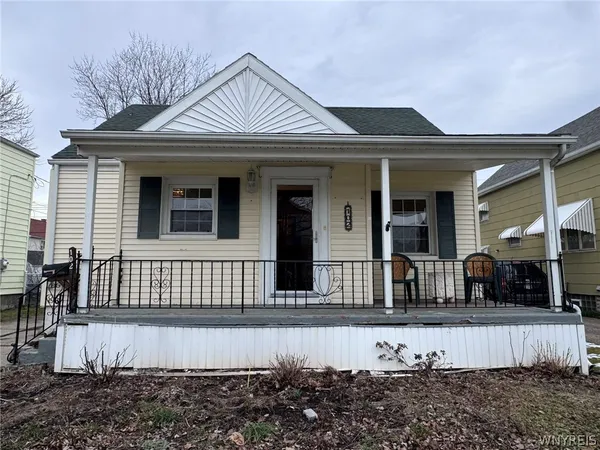 $1,500 | 102 Francis Avenue, Cheektowaga, NY 14212
