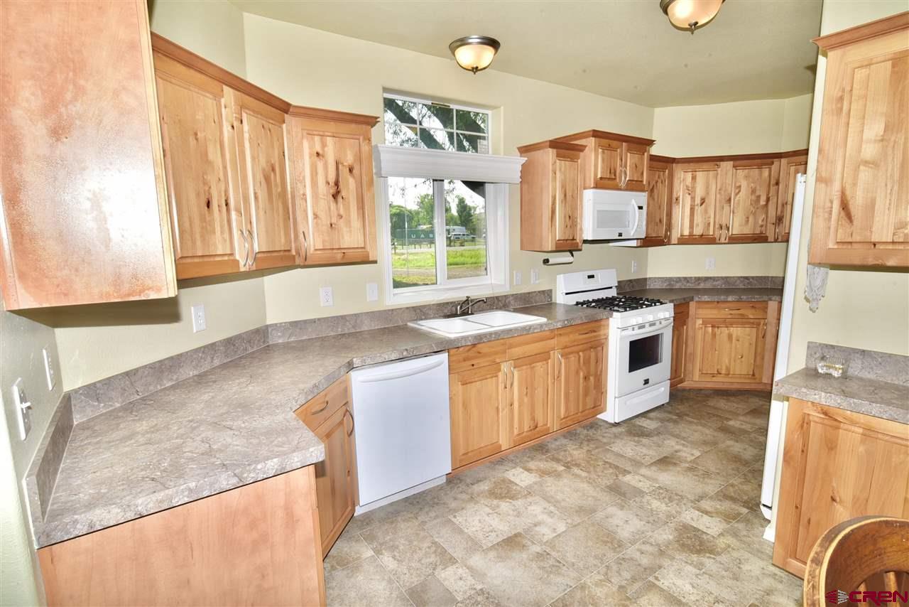 6443 Church Road Olathe, CO 81425 - Photo 8 of 31 Gallery Image 8