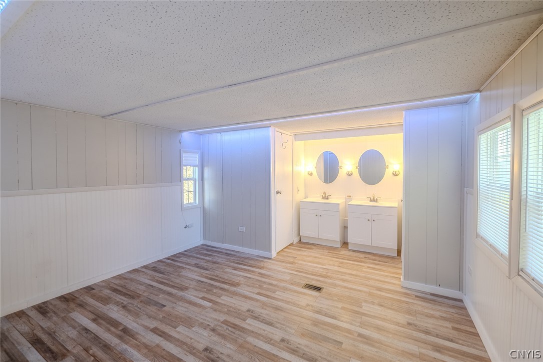 6940 Highbridge Road, Unit 6 De Witt, NY 13066 - Photo 11 of 16 Bedroom #2