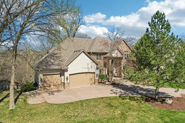 $850,000 | 3489 Wolfberry Court, Eagan, MN 55123