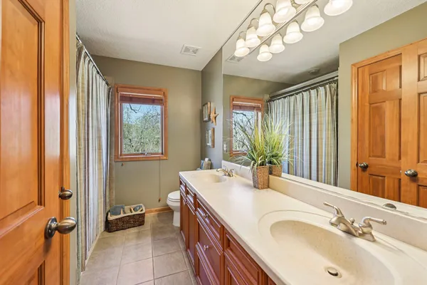 $850,000 | 3489 Wolfberry Court, Eagan, MN 55123