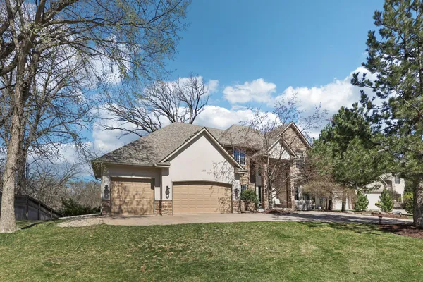 $850,000 | 3489 Wolfberry Court, Eagan, MN 55123