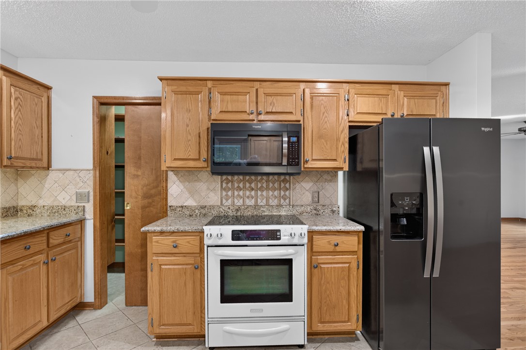 6185 Oak Valley Road Seneca, SC 29678 - Photo 13 of 45 Gallery Image 13