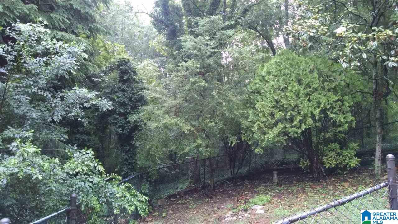 828 Round Hill Road Pelham, AL 35124 - Photo 18 of 19