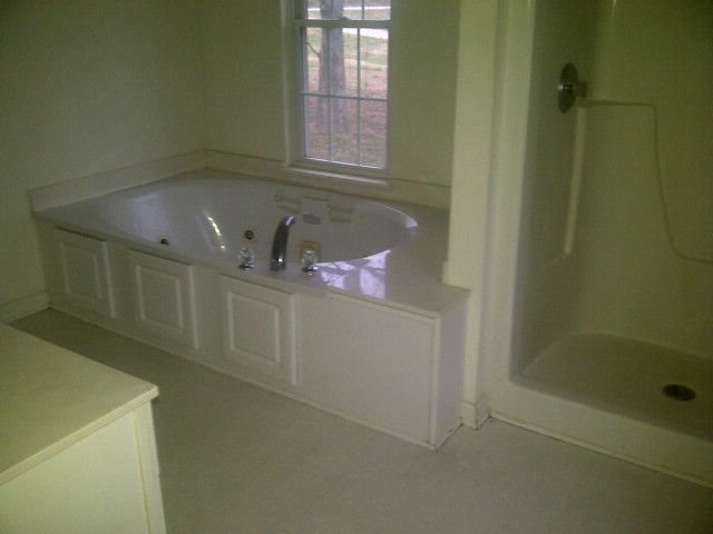 112 Grant Road Westminster, SC 29693 - Photo 8 of 9 Gallery Image 8
