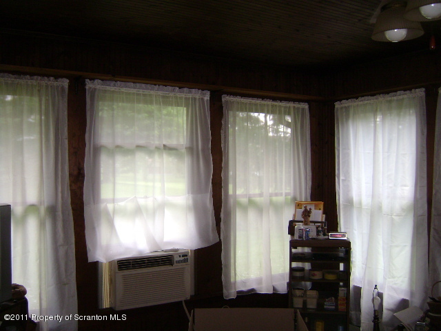 448 3rd Street Blakely, PA 18447 - Photo 14 of 19 Gallery Image 14