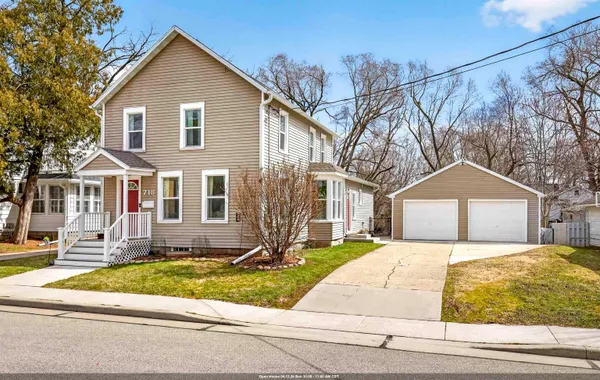 $299,900 | 718 North Harriman Street, Appleton, WI 54911
