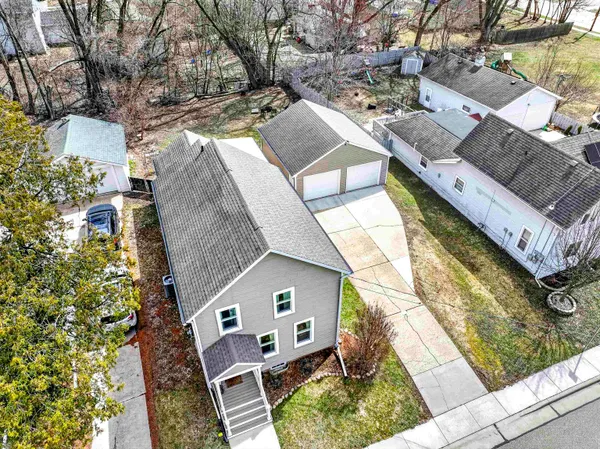 $299,900 | 718 North Harriman Street, Appleton, WI 54911