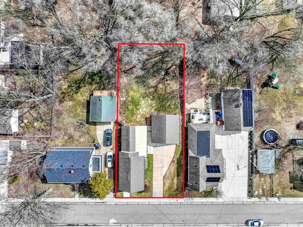 $299,900 | 718 North Harriman Street, Appleton, WI 54911