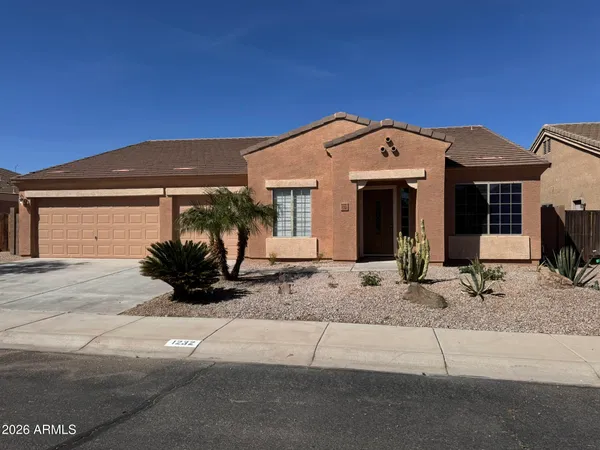 $374,900 | 1232 West Del Monte Drive, Casa Grande, AZ 85122