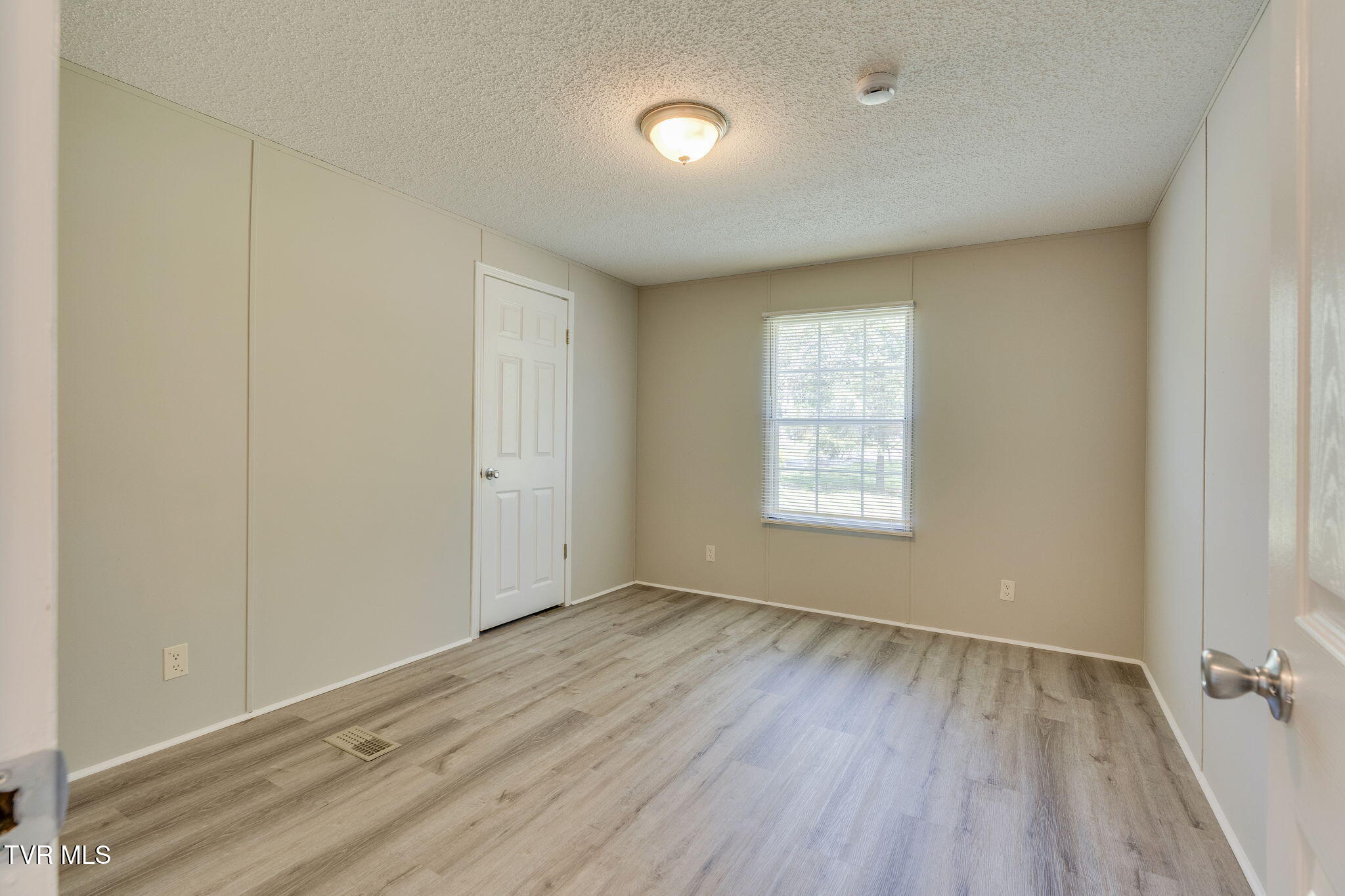 200 Packing House Road Kingsport, TN 37660 - Photo 20 of 29 bedroom 2