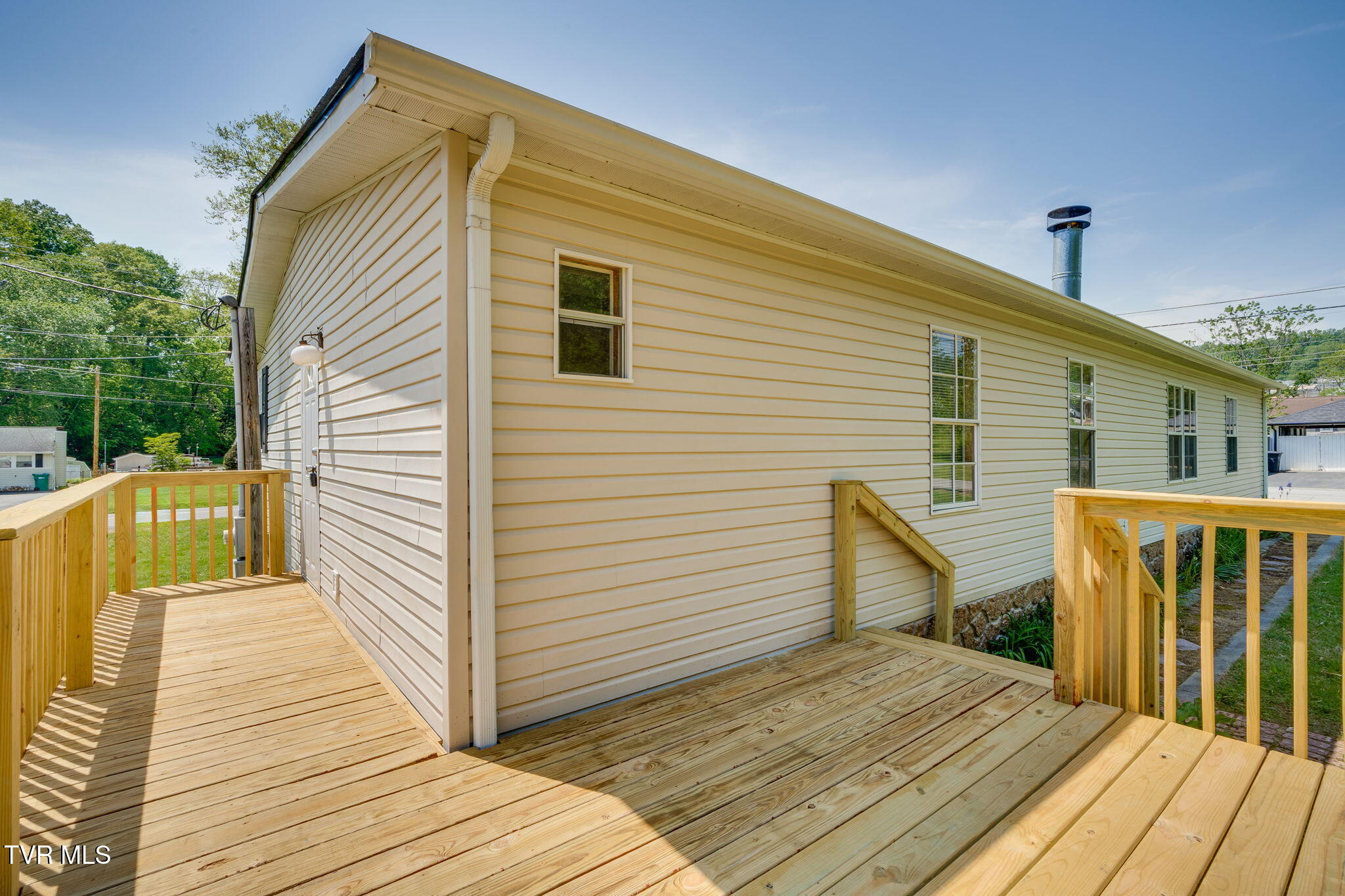 200 Packing House Road Kingsport, TN 37660 - Photo 4 of 29 025