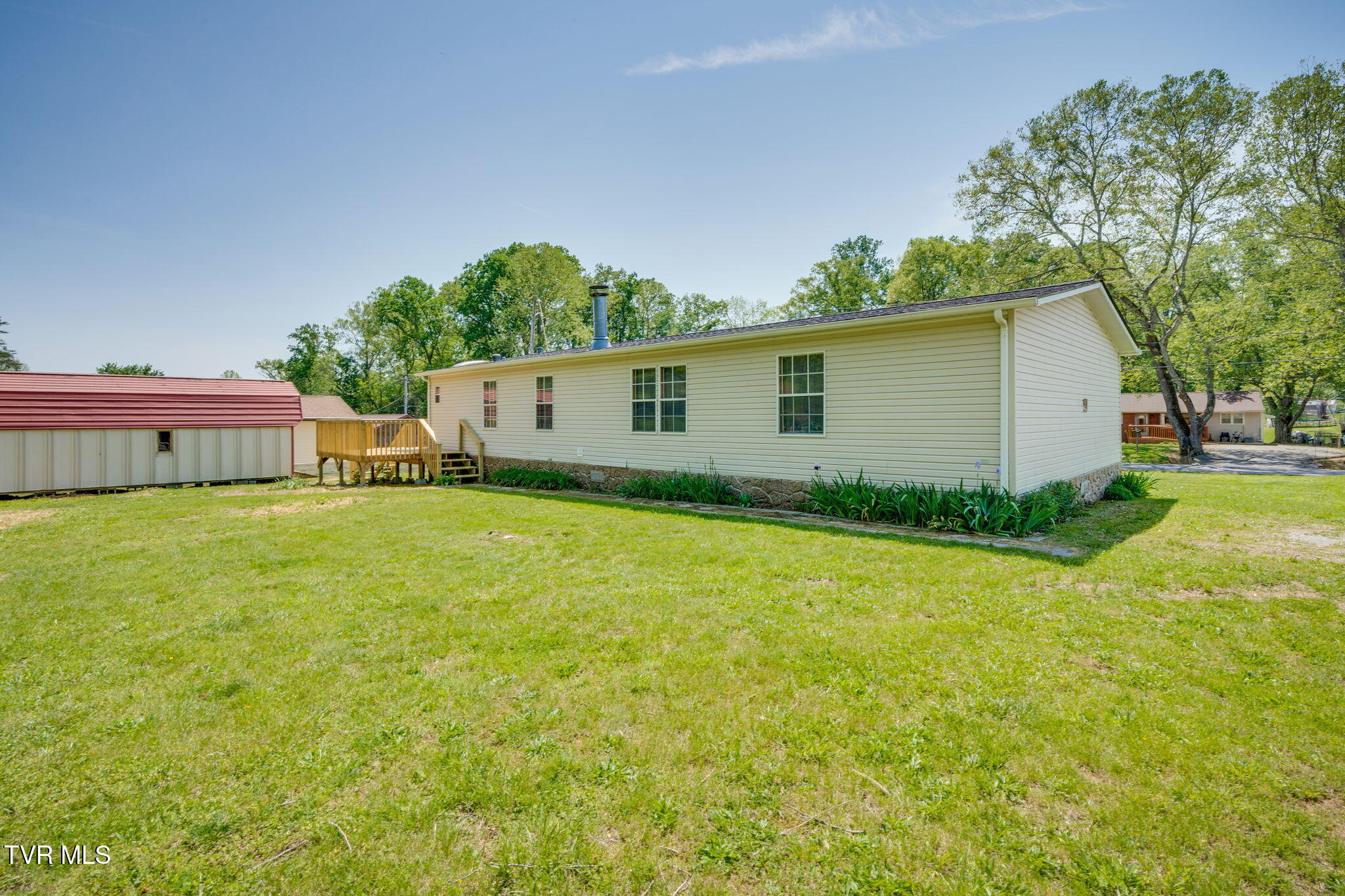 200 Packing House Road Kingsport, TN 37660 - Photo 6 of 29 023