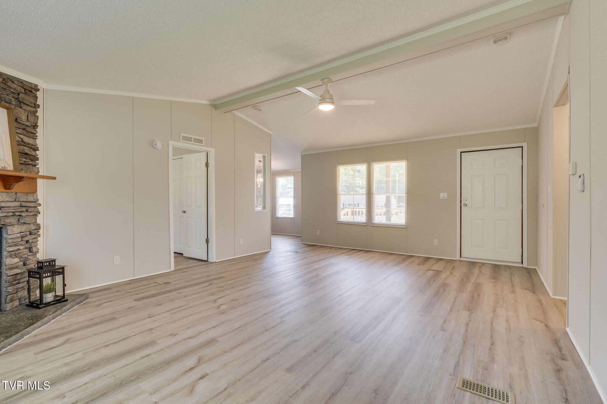 200 Packing House Road Kingsport, TN 37660 - Photo 10 of 29 006