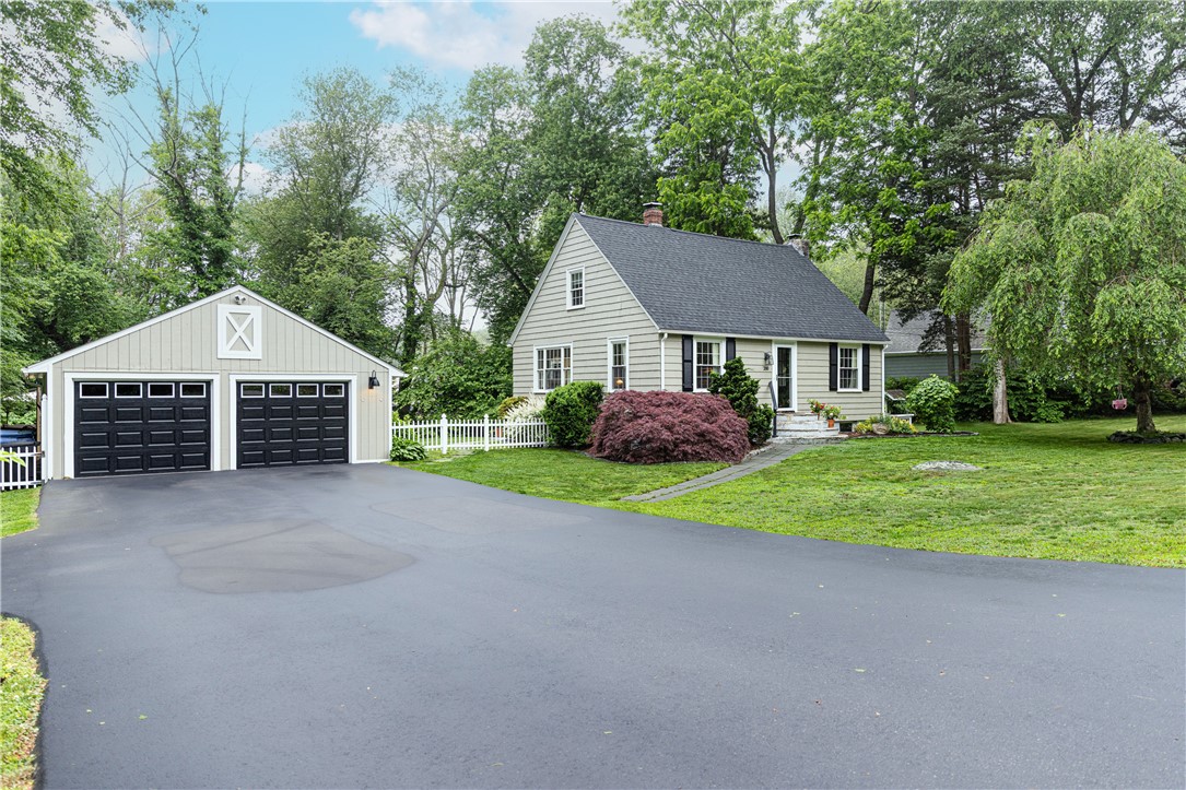 280 South Pierce Road East Greenwich, RI 02818 - Photo 1 of 40 Gallery Image 1