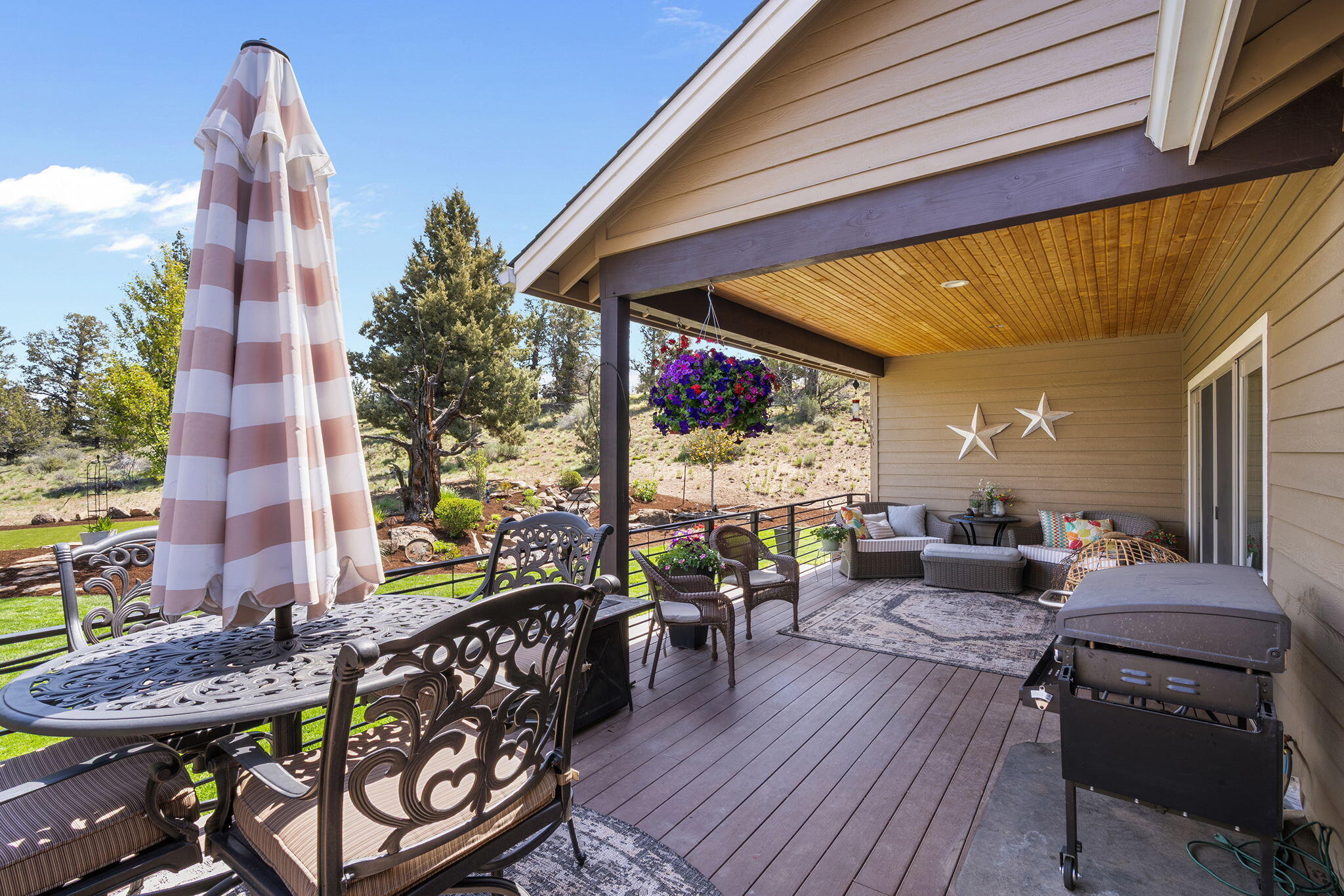 68050 Fryrear Road Sisters, OR 97759 - Photo 31 of 56 31-web-or-mls-_DSC5502