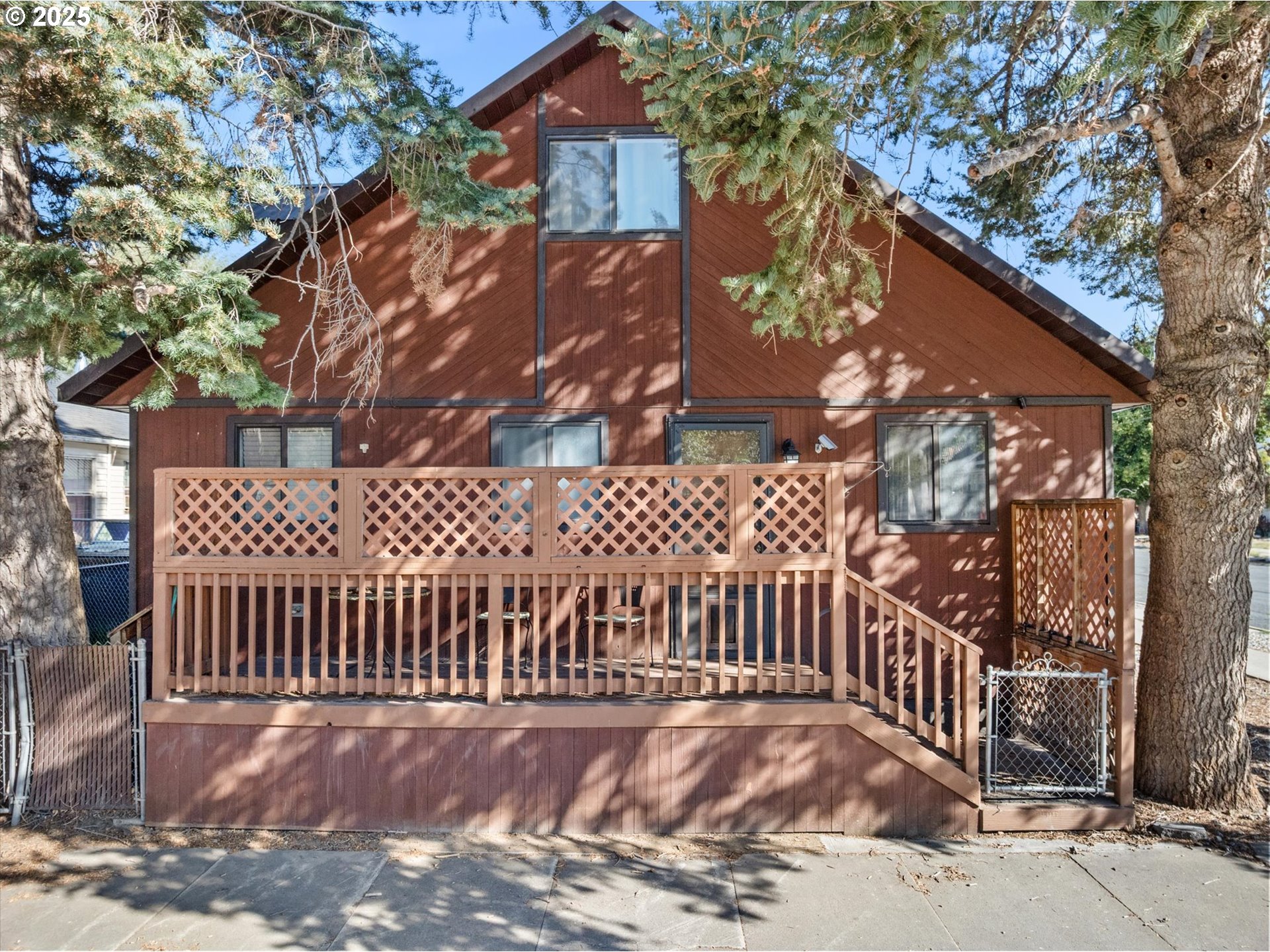 1805 East Street Baker City, OR 97814 - Photo 2 of 45 a view of a wooden fence