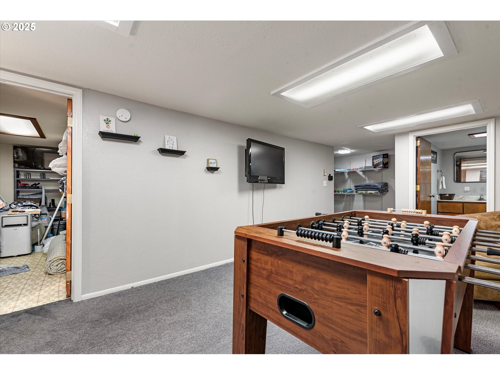 1805 East Street Baker City, OR 97814 - Photo 22 of 45 a view of kitchen cabinetry and wooden floor