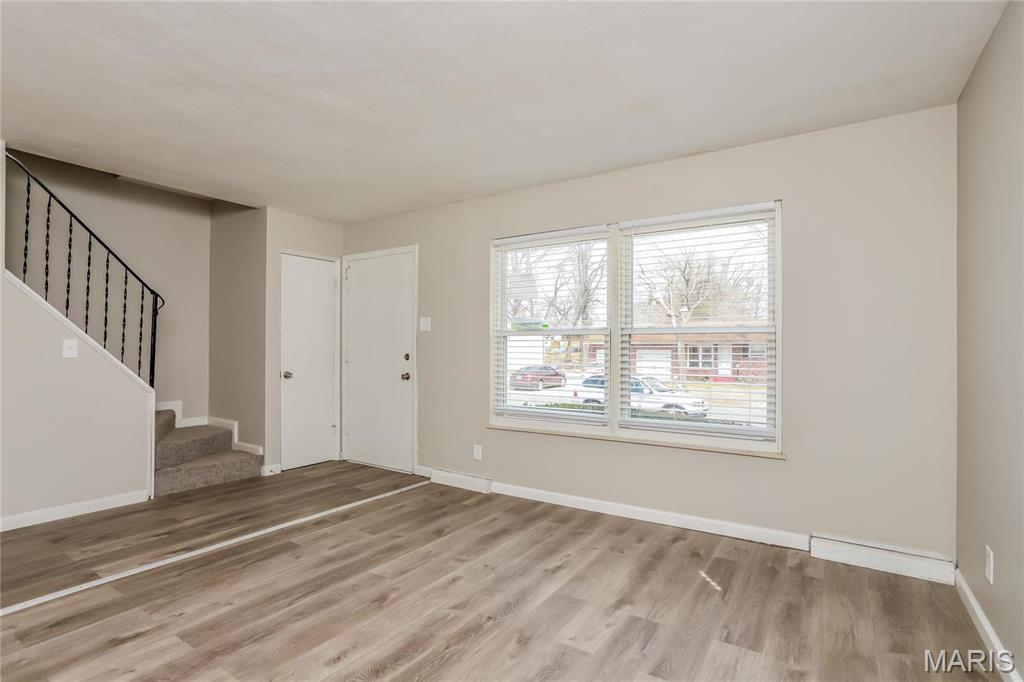 800 Tyson Drive Florissant, MO 63031 - Photo 3 of 18