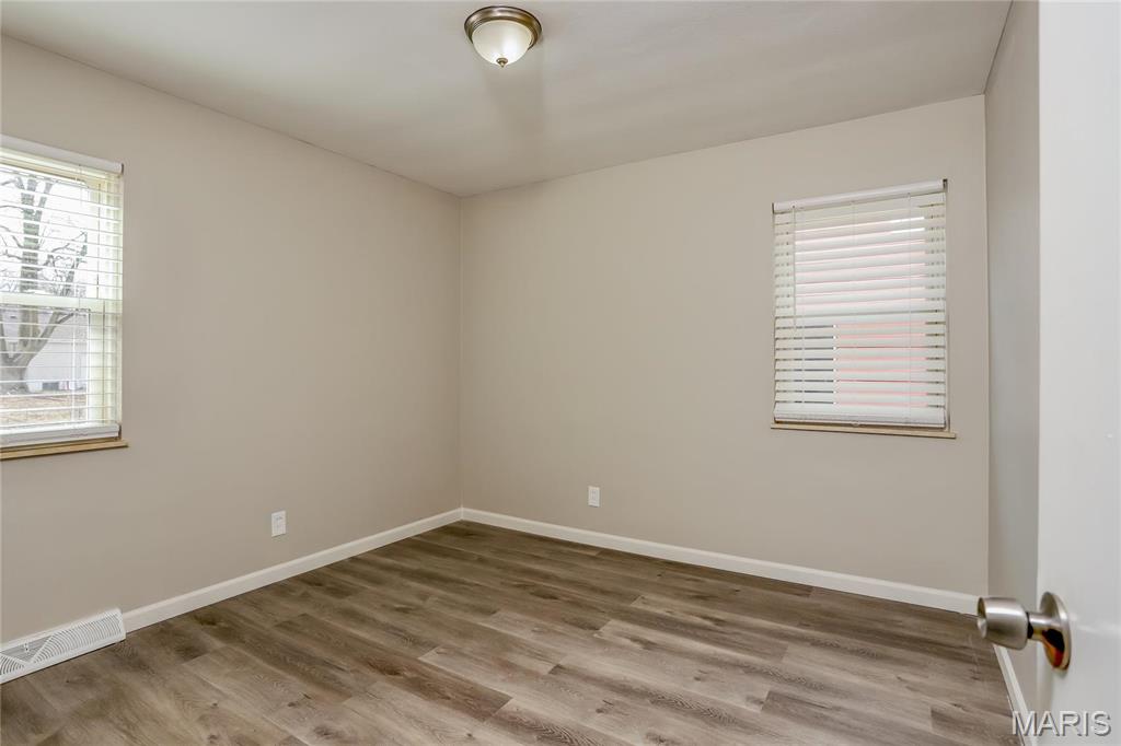 800 Tyson Drive Florissant, MO 63031 - Photo 7 of 18