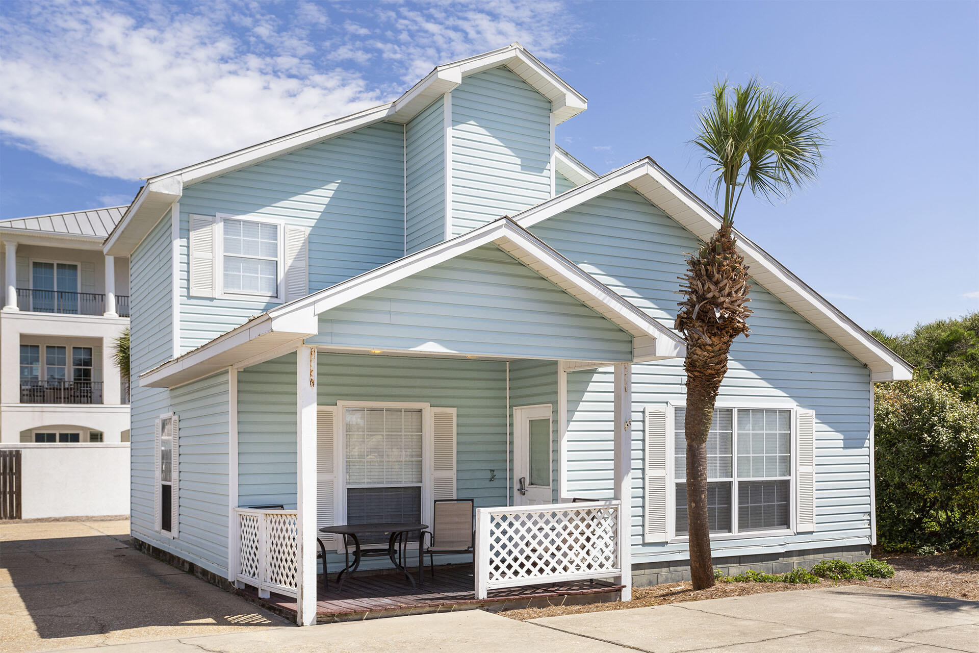 20 Sandy Beach Road Miramar Beach, FL 32550 - Photo 29 of 42 a backyard of a house