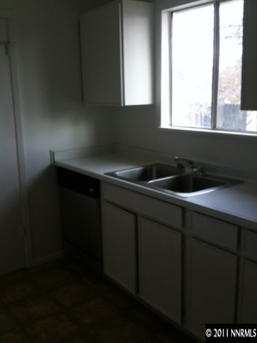 622 Ibis Lane Reno, NV 89503 - Photo 2 of 6 Photo 2
