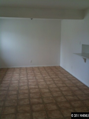 622 Ibis Lane Reno, NV 89503 - Photo 3 of 6 Photo 3