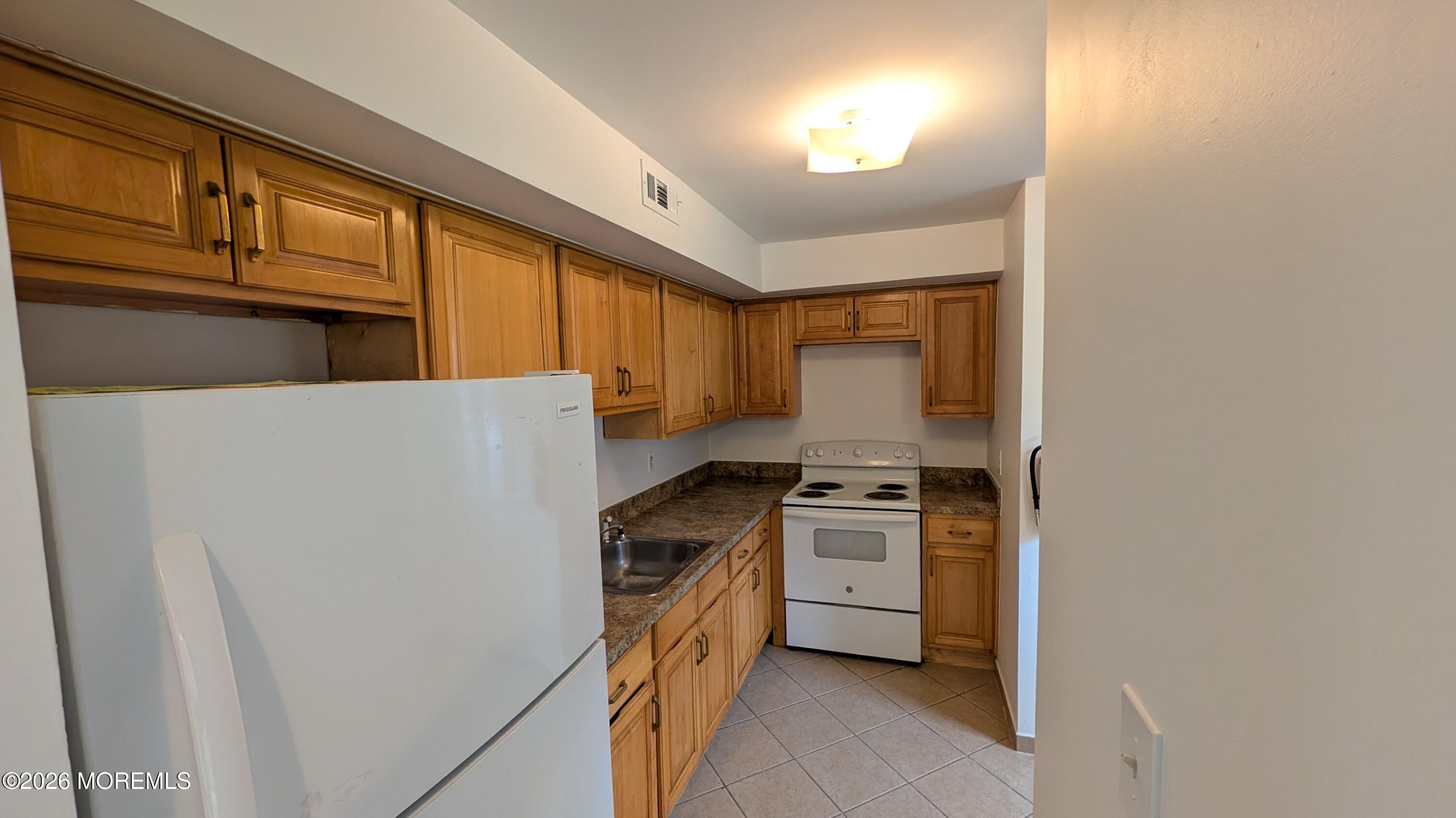 226 Sawmill Road Brick, NJ 08724 - Photo 6 of 22 PXL_20260428_191259158