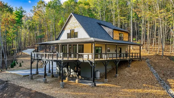 $849,900 | 250 Noahs Ridge, Fleetwood, NC 28626