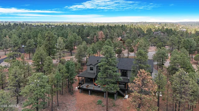 $1,800,000 | 2238 Country Club Drive, Overgaard, AZ 85933