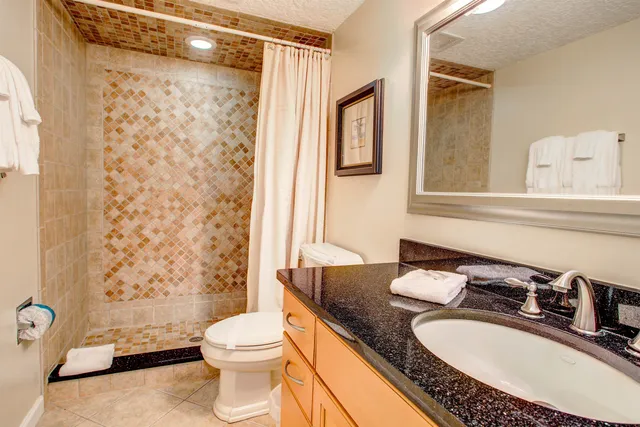 $499,999 | 27 Village Del Lago Circle, St. Augustine, FL 32080