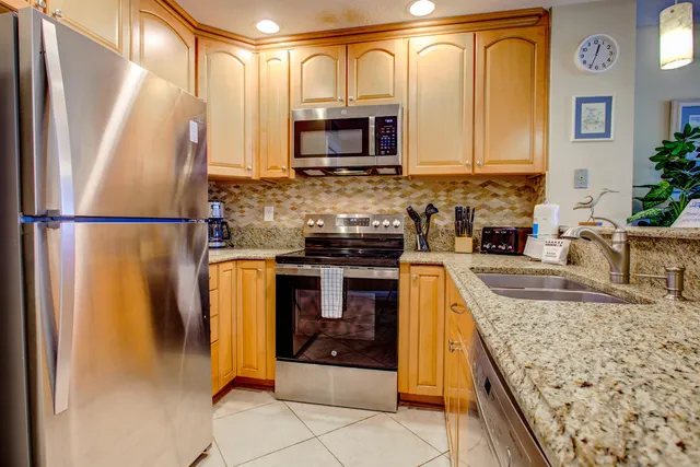 $499,999 | 27 Village Del Lago Circle, St. Augustine, FL 32080