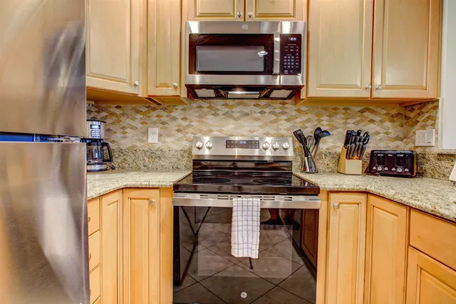 $499,999 | 27 Village Del Lago Circle, St. Augustine, FL 32080