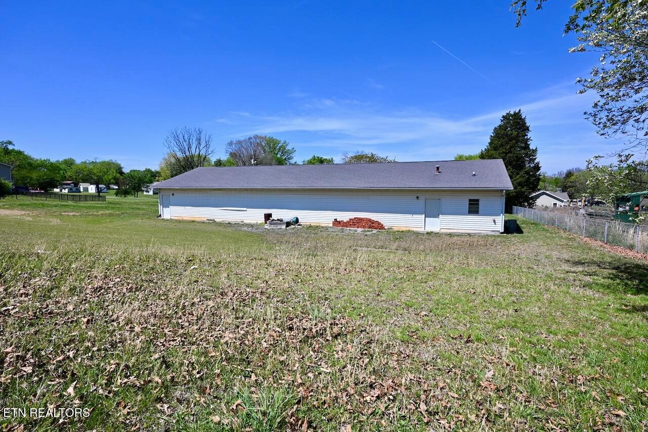 2139 Big Springs Road Maryville, TN 37801 - Photo 4 of 26 Gallery Image 4