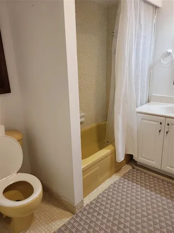 $119,000 | 3671 Environ Boulevard, Unit 468, Lauderhill, FL 33319