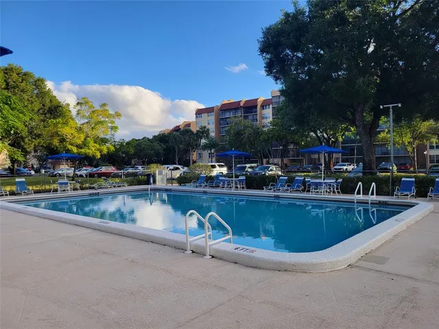 $119,000 | 3671 Environ Boulevard, Unit 468, Lauderhill, FL 33319