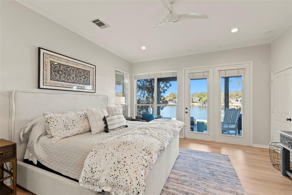 258 Sunset Point Mabank, TX 75156 - Photo 17 of 40 a bedroom with a large bed and a window