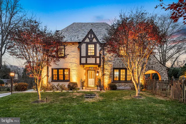 $1,150,000 | 409 Mcclenaghan Mill Road, Narberth, PA 19072