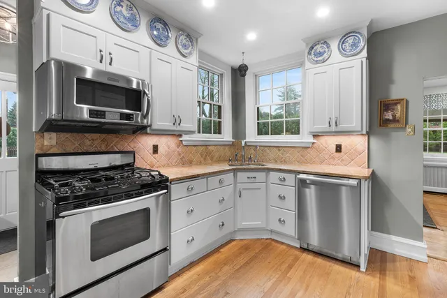 $1,150,000 | 409 Mcclenaghan Mill Road, Narberth, PA 19072