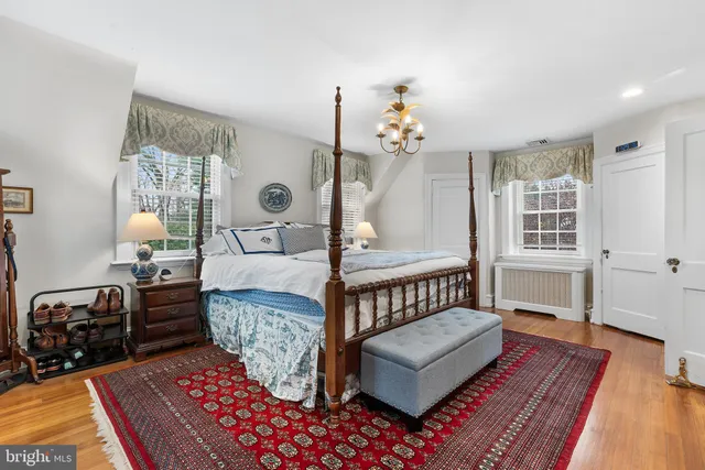 $1,150,000 | 409 Mcclenaghan Mill Road, Narberth, PA 19072