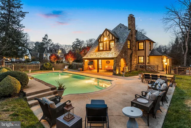 $1,150,000 | 409 Mcclenaghan Mill Road, Narberth, PA 19072