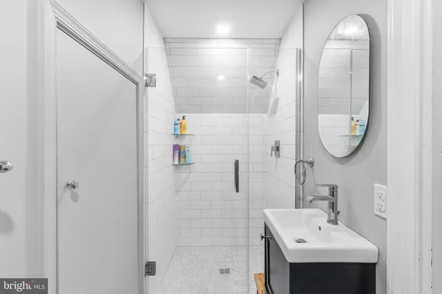 $1,150,000 | 409 Mcclenaghan Mill Road, Narberth, PA 19072