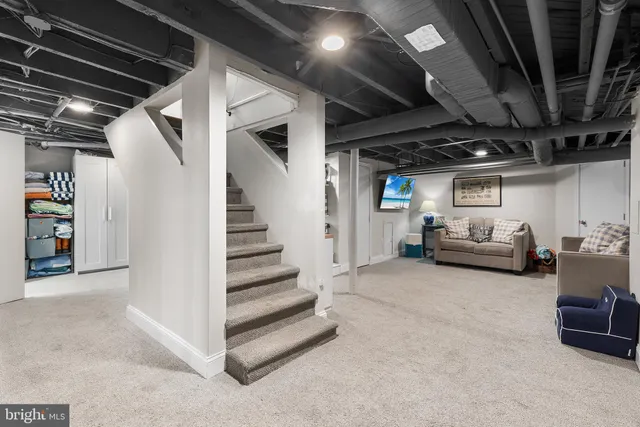 $1,150,000 | 409 Mcclenaghan Mill Road, Narberth, PA 19072