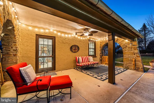 $1,150,000 | 409 Mcclenaghan Mill Road, Narberth, PA 19072